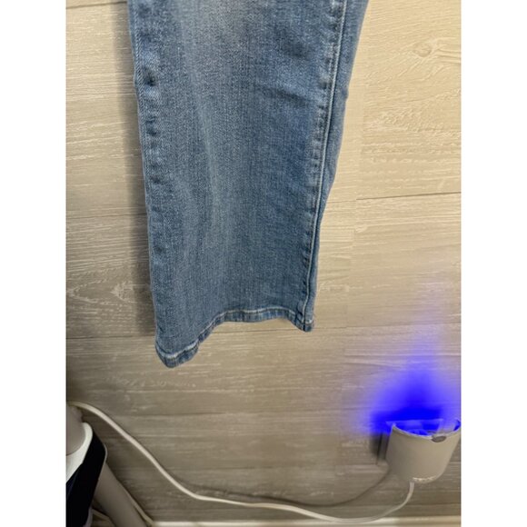 Loft High Waist Kick Crop Light Wash Denim Jeans Size 27/4 Womens‎ Casual - Picture 3 of 10